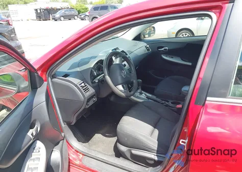 2013 Toyota Corolla S из США, поврежденный, VIN 2T1BU4EE8DC024681